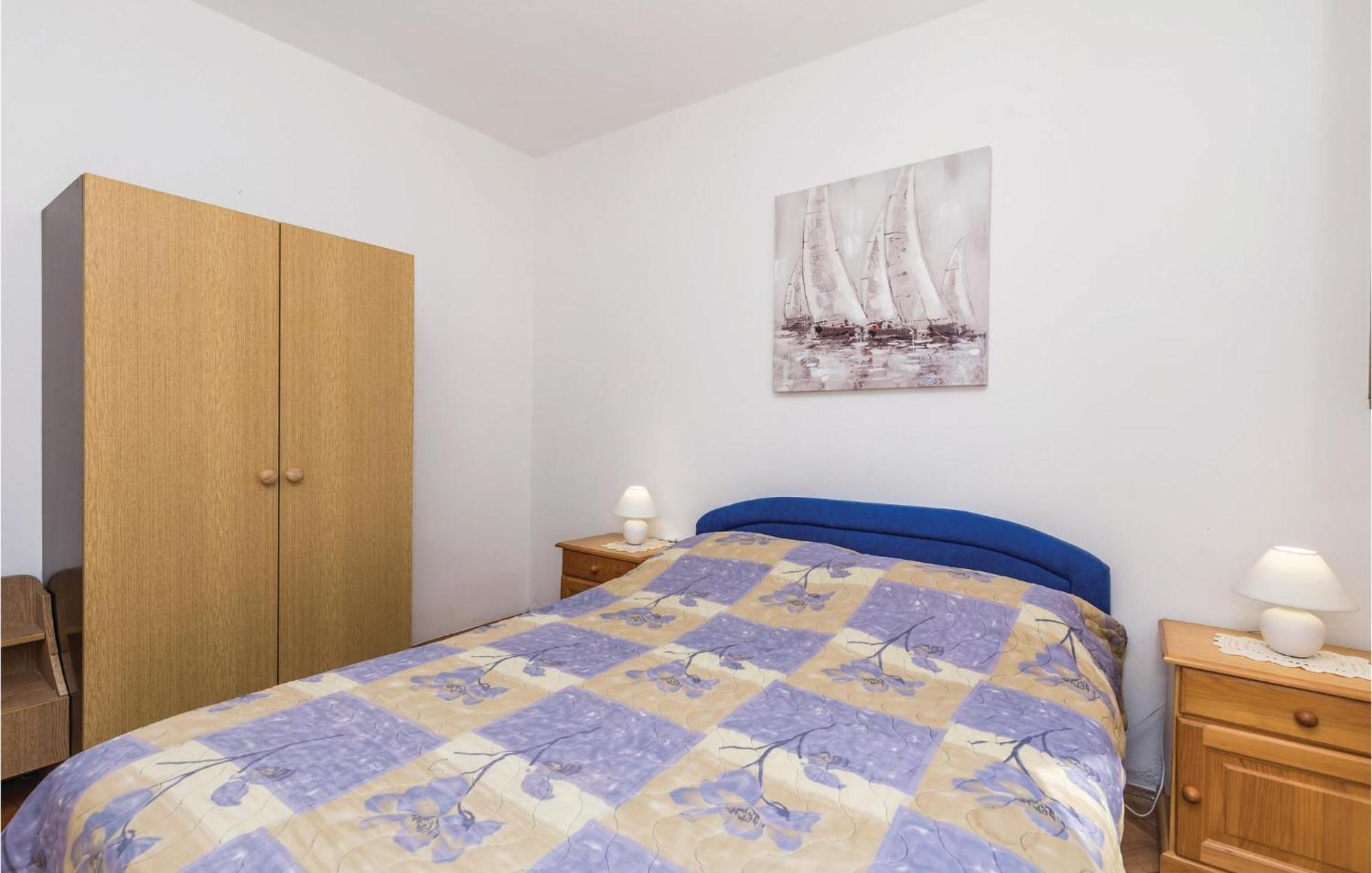Stunning Apartment In Barbat-Rab With Wifi Barbat na Rabu Экстерьер фото